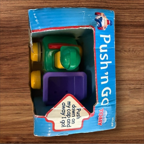 Vintage TOMY Push ‘n Go Dump Truck - NIB - Picture 8 of 8